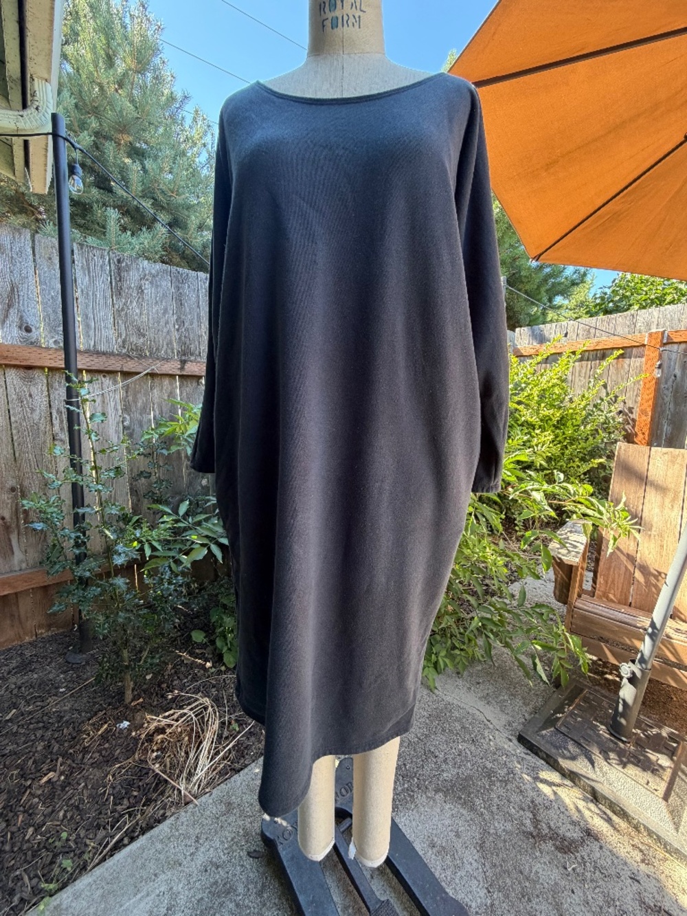 Taylor Jay Joyce Dress Black Knit  Round Neck Tunic dress